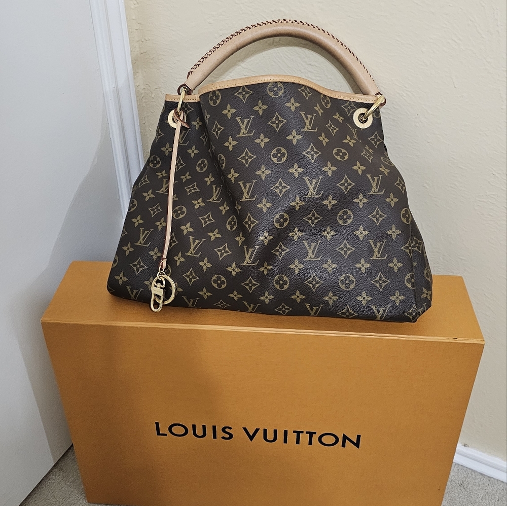 Louis Vuitton Monogram Artsy